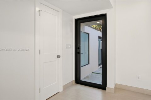 Adosado en alquiler en Miami Lakes, Florida, 4 dormitorios, 162.21 m2 № 2056700 - foto 12