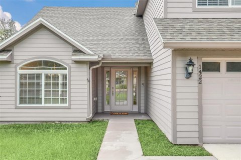 Villa ou maison à louer à DeLand, Floride: 3 chambres, 156.82 m2 № 2101426 - photo 2