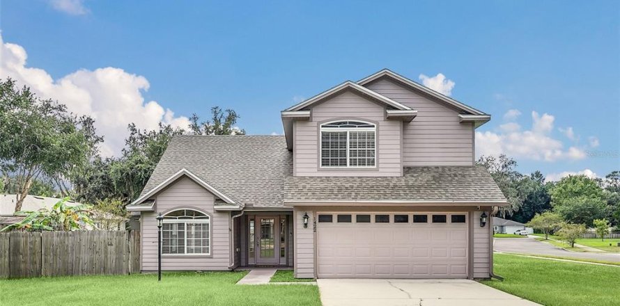 Villa ou maison à DeLand, Floride 3 chambres, 156.82 m2 № 2101426