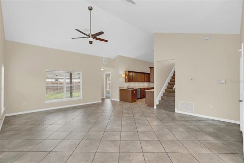 Villa ou maison à louer à DeLand, Floride: 3 chambres, 156.82 m2 № 2101426 - photo 8