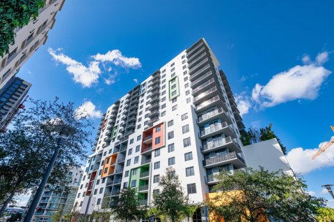 Condominio en Fort Lauderdale, Florida, 1 dormitorio  № 2184533