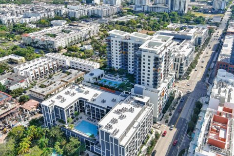 Condominio en alquiler en Fort Lauderdale, Florida, 1 dormitorio, 70.61 m2 № 2184533 - foto 15