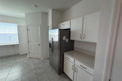 Villa ou maison à louer à Winter Haven, Floride: 4 chambres, 194.44 m2 № 2104584 - photo 11