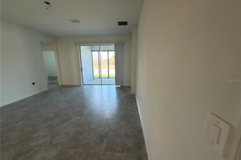 Villa ou maison à louer à Winter Haven, Floride: 4 chambres, 194.44 m2 № 2104584 - photo 21