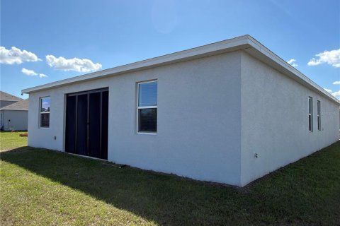 Villa ou maison à louer à Winter Haven, Floride: 4 chambres, 194.44 m2 № 2104584 - photo 7