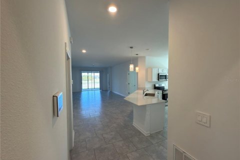 Villa ou maison à louer à Winter Haven, Floride: 4 chambres, 194.44 m2 № 2104584 - photo 9