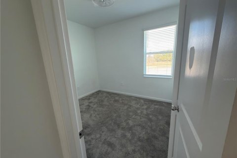 Villa ou maison à louer à Winter Haven, Floride: 4 chambres, 194.44 m2 № 2104584 - photo 23