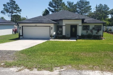House in Orange City, Florida 3 bedrooms, 148.64 sq.m. № 1632288 - photo 1