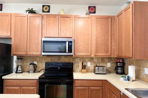 House in Kissimmee, Florida 6 bedrooms, 267 sq.m. № 1757044 - photo 17