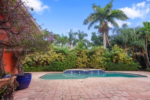 Купить виллу или дом в Пайнкрест, Флорида 6 спален, 449.74м2, № 1990672 - фото 27