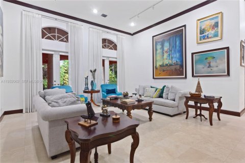 House in Pinecrest, Florida 6 bedrooms, 449.74 sq.m. № 1990672 - photo 6