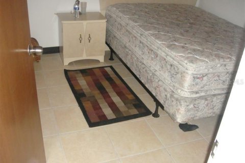 House in Tampa, Florida 2 bedrooms, 135.82 sq.m. № 2113614 - photo 7