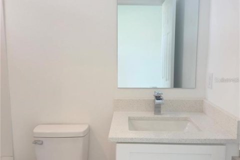 Casa en venta en Kissimmee, Florida, 3 dormitorios, 98.1 m2 № 1906336 - foto 13