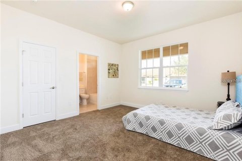 Casa en venta en Kissimmee, Florida, 3 dormitorios, 98.1 m2 № 1906336 - foto 14