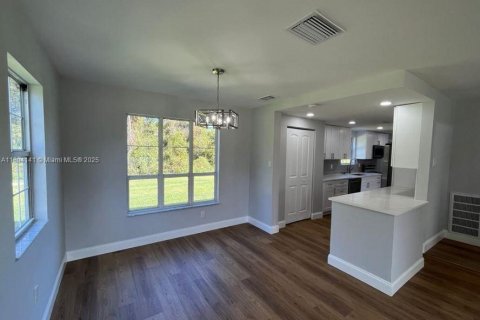 Casa en venta en Lake Placid, Florida, 3 dormitorios № 1945758 - foto 6