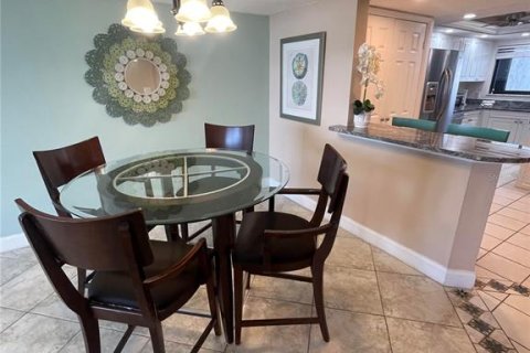 Copropriété à louer à Clearwater, Floride: 2 chambres, 107.02 m2 № 2130536 - photo 13