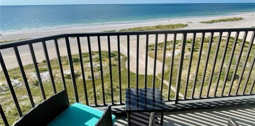 Condo à Clearwater, Floride, 2 chambres  № 2130536