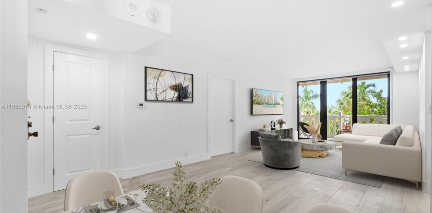 Condo in Key Biscayne, Florida, 2 bedrooms  № 1857100