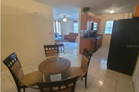 Villa ou maison à louer à Tampa, Floride: 3 chambres, 108.97 m2 № 2399128 - photo 2