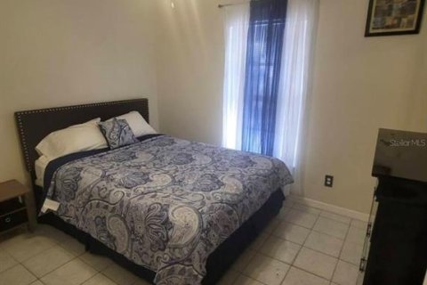Villa ou maison à louer à Tampa, Floride: 3 chambres, 108.97 m2 № 2399128 - photo 10