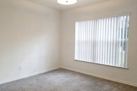 Villa ou maison à louer à St. Lucie, Floride: 4 chambres, 135.27 m2 № 2439158 - photo 20