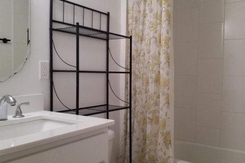 Villa ou maison à louer à St. Lucie, Floride: 4 chambres, 135.27 m2 № 2439158 - photo 22