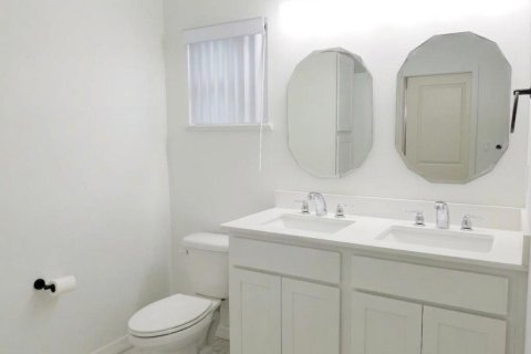 Villa ou maison à louer à St. Lucie, Floride: 4 chambres, 135.27 m2 № 2439158 - photo 17