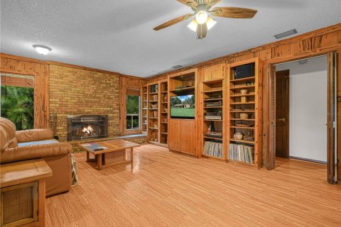 Casa en venta en Lakeland, Florida, 3 dormitorios, 160.72 m2 № 1906655 - foto 9