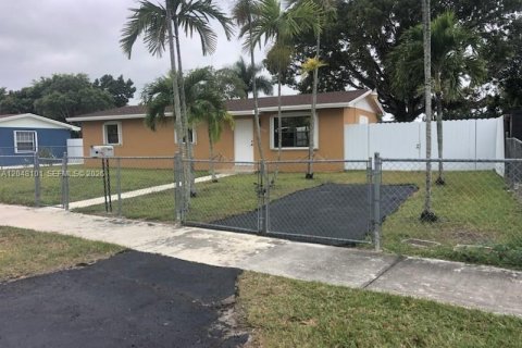 Villa ou maison à Homestead, Floride 3 chambres, 102.56 m2 № 2263423