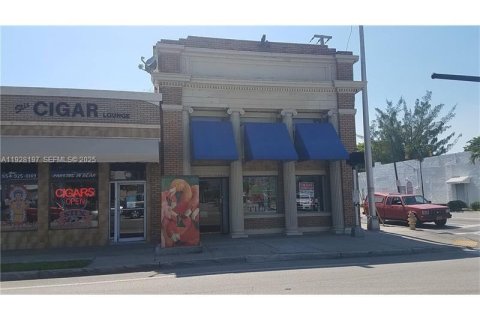 Propiedad comercial en Dania Beach, Florida № 1988322