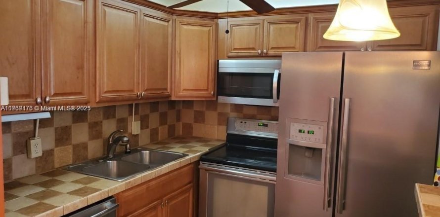Condo in West Palm Beach, Florida, 1 bedroom  № 1859876