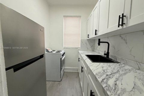 Снять в аренду кондоминиум в Майами, Флорида 1 спальня, № 2017560 - фото 9