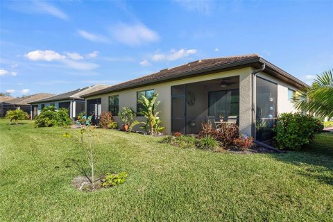 House in Venice, Florida 2 bedrooms, 140.75 sq.m. № 1680069 - photo 30