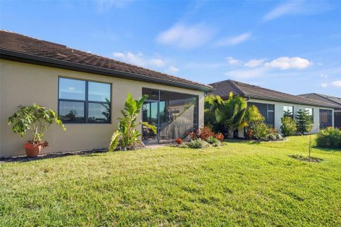 House in Venice, Florida 2 bedrooms, 140.75 sq.m. № 1680069 - photo 28