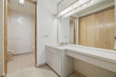 Купить кондоминиум в Бока-Ратон, Флорида 3 спальни, 357.21м2, № 2089960 - фото 16