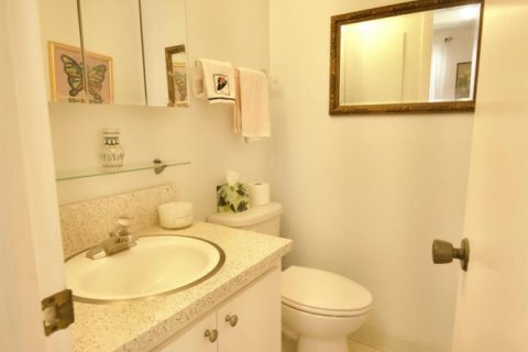 Condo in Jupiter, Florida, 2 bedrooms  № 2182983 - photo 16