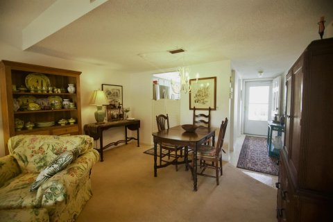 Condo in Jupiter, Florida, 2 bedrooms  № 2182983 - photo 18