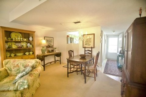 Condo in Jupiter, Florida, 2 bedrooms  № 2182983 - photo 4