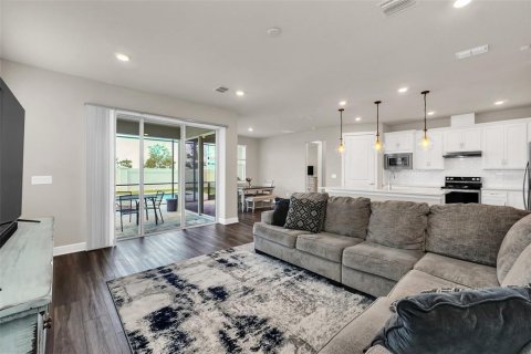 Villa ou maison à louer à Kissimmee, Floride: 4 chambres, 189.61 m2 № 2212837 - photo 5