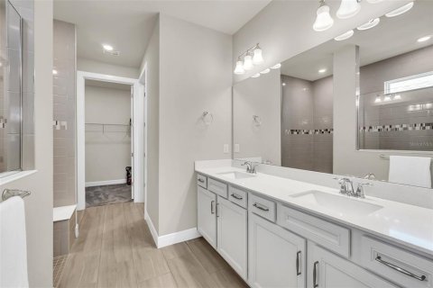 Villa ou maison à louer à Kissimmee, Floride: 4 chambres, 189.61 m2 № 2212837 - photo 14