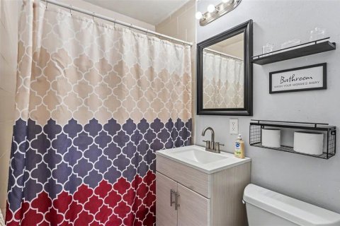 Casa en venta en Lakeland, Florida, 4 dormitorios, 111.58 m2 № 2147816 - foto 4