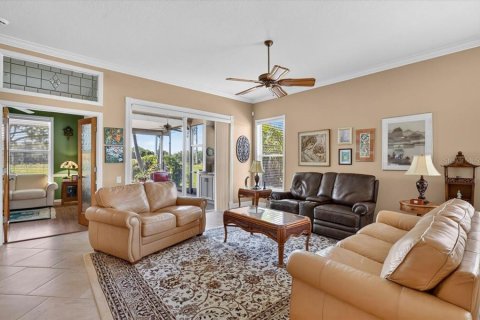 House in Bradenton, Florida 2 bedrooms, 190.54 sq.m. № 2236083 - photo 20