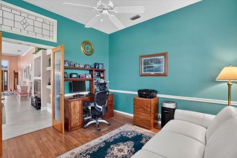 House in Bradenton, Florida 2 bedrooms, 190.54 sq.m. № 2236083 - photo 17