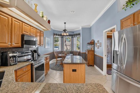 House in Bradenton, Florida 2 bedrooms, 190.54 sq.m. № 2236083 - photo 10