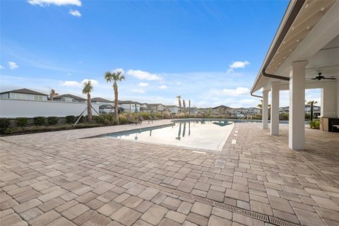 House in Land O' Lakes, Florida 4 bedrooms, 172.15 sq.m. № 1908341 - photo 26