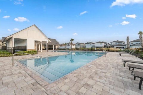 House in Land O' Lakes, Florida 4 bedrooms, 172.15 sq.m. № 1908341 - photo 30