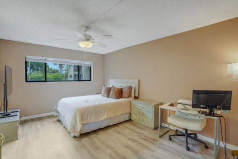 Condo in Delray Beach, Florida, 2 bedrooms  № 2081458 - photo 13