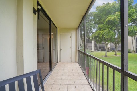 Condo in Delray Beach, Florida, 2 bedrooms  № 2081458 - photo 21