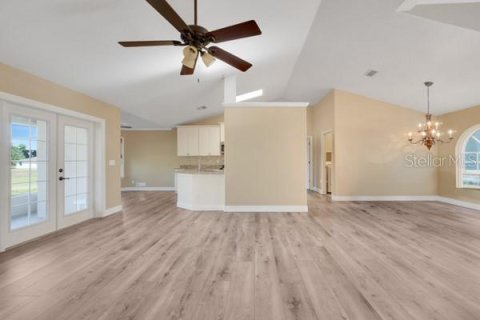 Casa en venta en Clermont, Florida, 3 dormitorios, 146.14 m2 № 2111998 - foto 9