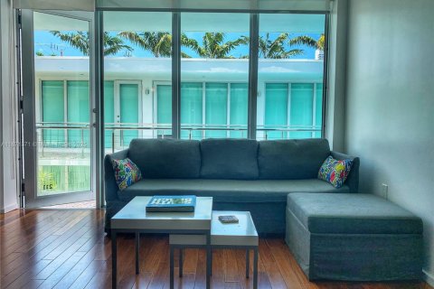 Condominio en venta en Miami Beach, Florida, 1 dormitorio, 38.18 m2 № 1919972 - foto 7